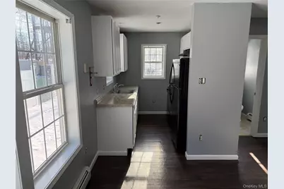 17 Orchard Place #C, Poughkeepsie, NY 12601 - Photo 5