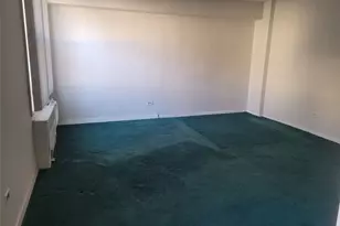 43-25 Douglaston Pkwy, Douglaston, NY 11363 - Photo 3