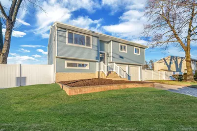 3 Bellrose Avenue, Centereach, NY 11720 - Photo 3