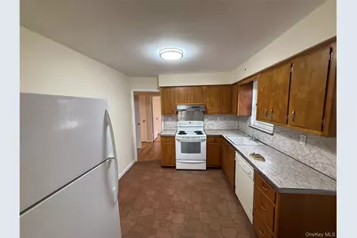 16604 67th Avenue, Fresh Meadows, NY 11365 - Photo 11