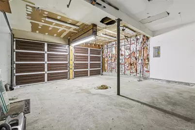 105 Loop Drive, Sayville, NY 11782 - Photo 39