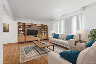 105 Loop Dr, Sayville, NY 11782 - Photo 3