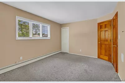 2810 Chestnut Avenue #First Floor, Ronkonkoma, NY 11779 - Photo 19