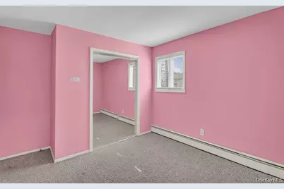 2810 Chestnut Avenue #First Floor, Ronkonkoma, NY 11779 - Photo 15