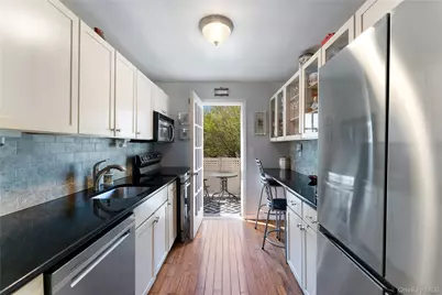 51 Cross Street #1 CD, Bronxville, NY 10708 - Photo 5