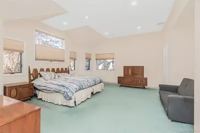 617 W 227th Street, Bronx, NY 10463 - Photo 9