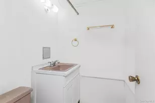 617 W 227th St, Bronx, NY 10463 - Photo 19