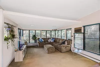 617 W 227th Street, Bronx, NY 10463 - Photo 5