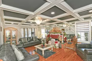 60 Connecticut Ave, Freeport, NY 11520 - Photo 7