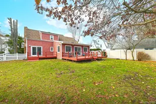 60 Connecticut Ave, Freeport, NY 11520 - Photo 33