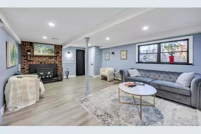 8 Barbara Lane, Jericho, NY 11753 - Photo 13