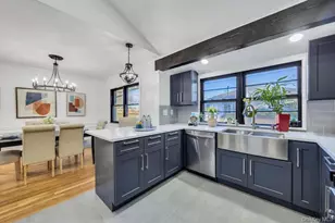 8 Barbara Ln, Jericho, NY 11753 - Photo 9