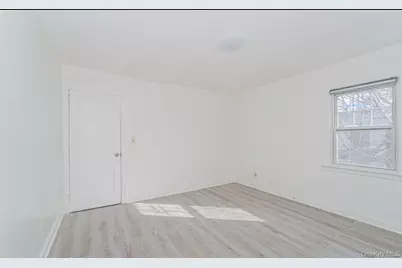 297 Otis Avenue, New York, NY 10306 - Photo 17