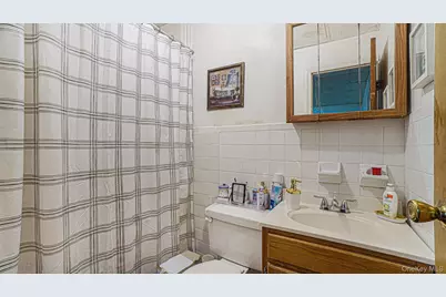 1270 Rosedale Avenue, Bronx, NY 10472 - Photo 17
