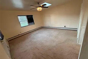 2480 Fir Ct, East Meadow, NY 11554 - Photo 13