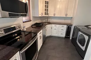 2480 Fir Ct, East Meadow, NY 11554 - Photo 5