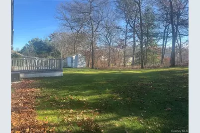 1407 Middle Road #275, Calverton, NY 11933 - Photo 21