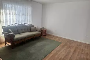 1407 Middle Rd, Calverton, NY 11933 - Photo 3