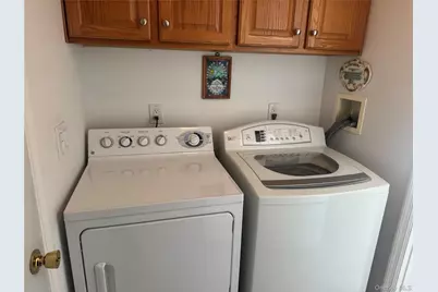 1407 Middle Road #275, Calverton, NY 11933 - Photo 19