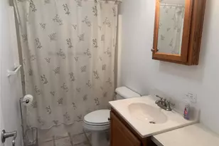 1407 Middle Rd, Calverton, NY 11933 - Photo 17