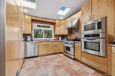 17 Downer Place, Sag Harbor, NY 11963 - Photo 11