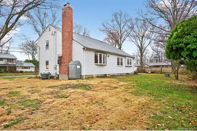 1 Tracy Drive, Huntington, NY 11743 - Photo 21