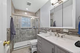 1 Tracy Dr, Huntington, NY 11743 - Photo 19