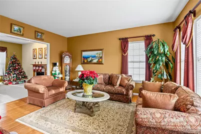 4 Avolet Court, Mount Sinai, NY 11766 - Photo 3