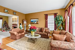 4 Avolet Ct, Mount Sinai, NY 11766 - Photo 3