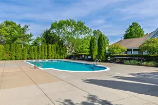 4 Avolet Ct, Mount Sinai, NY 11766 - Photo 39