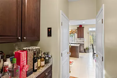 4 Avolet Court, Mount Sinai, NY 11766 - Photo 11