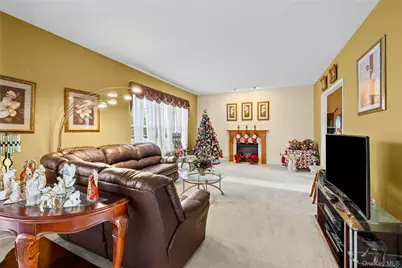 4 Avolet Court, Mount Sinai, NY 11766 - Photo 5