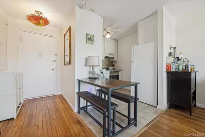 855 E Broadway #4G, Long Beach, NY 11561 - Photo 5
