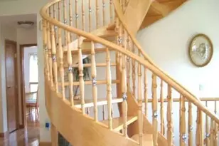 2 Aster Dr, New Hyde Park, NY 11040 - Photo 11