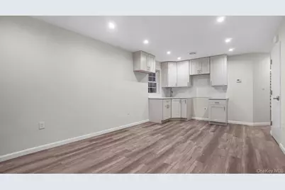 334 Underhill Avenue, Bronx, NY 10473 - Photo 9