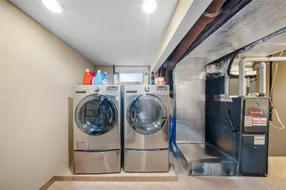 2421 Atlantic Boulevard, Wantagh, NY 11793 - Photo 19