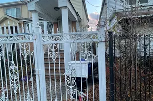 146-04 130th Ave, Jamaica, NY 11436 - Photo 5