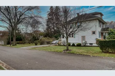 64 Ketewamoke Avenue, Babylon, NY 11702 - Photo 7