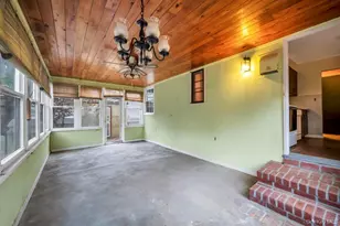 203 Green Valley Rd, East Meadow, NY 11554 - Photo 21