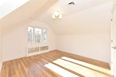 85-35 Midland Parkway, Jamaica, NY 11432 - Photo 33