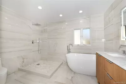 85-35 Midland Parkway, Jamaica, NY 11432 - Photo 31