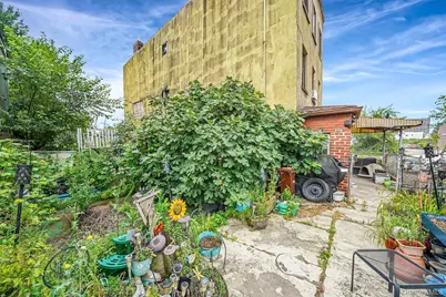 7602 Blake Avenue, Howard Beach, NY 11414 - Photo 7