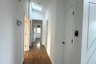 34 Marksman Ln, Levittown, NY 11756 - Photo 9