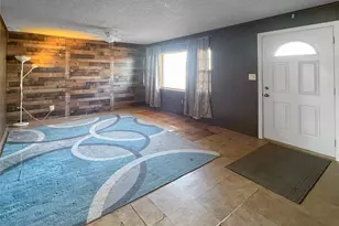 32 Flintlock Dr, Shirley, NY 11967 - Photo 3