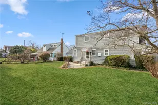 178 Farnum Blvd, Franklin Square, NY 11010 - Photo 27