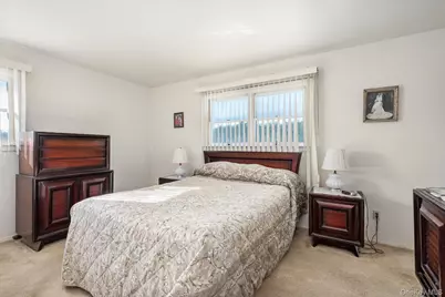 1 Shawnee Lane, Commack, NY 11725 - Photo 17