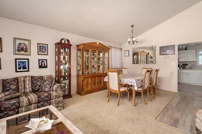 1 Shawnee Lane, Commack, NY 11725 - Photo 9