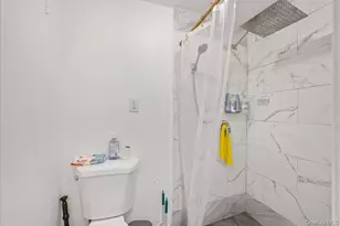 1526 Kennellworth Pl, Bronx, NY 10465 - Photo 17