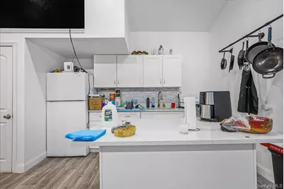 1526 Kennellworth Place, Bronx, NY 10465 - Photo 19