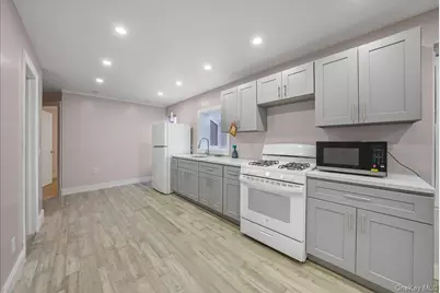 1526 Kennellworth Place, Bronx, NY 10465 - Photo 27